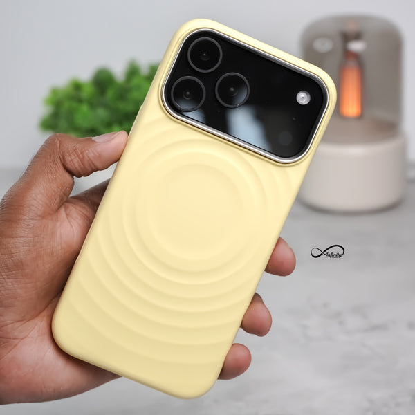 iPhone 17 Pro Max Back Cover Case | Silicone Wave Mag-X - Yellow