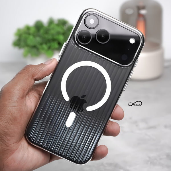 iPhone 17 Pro Max Back Cover Case | Suitcase Mag-X - Clear