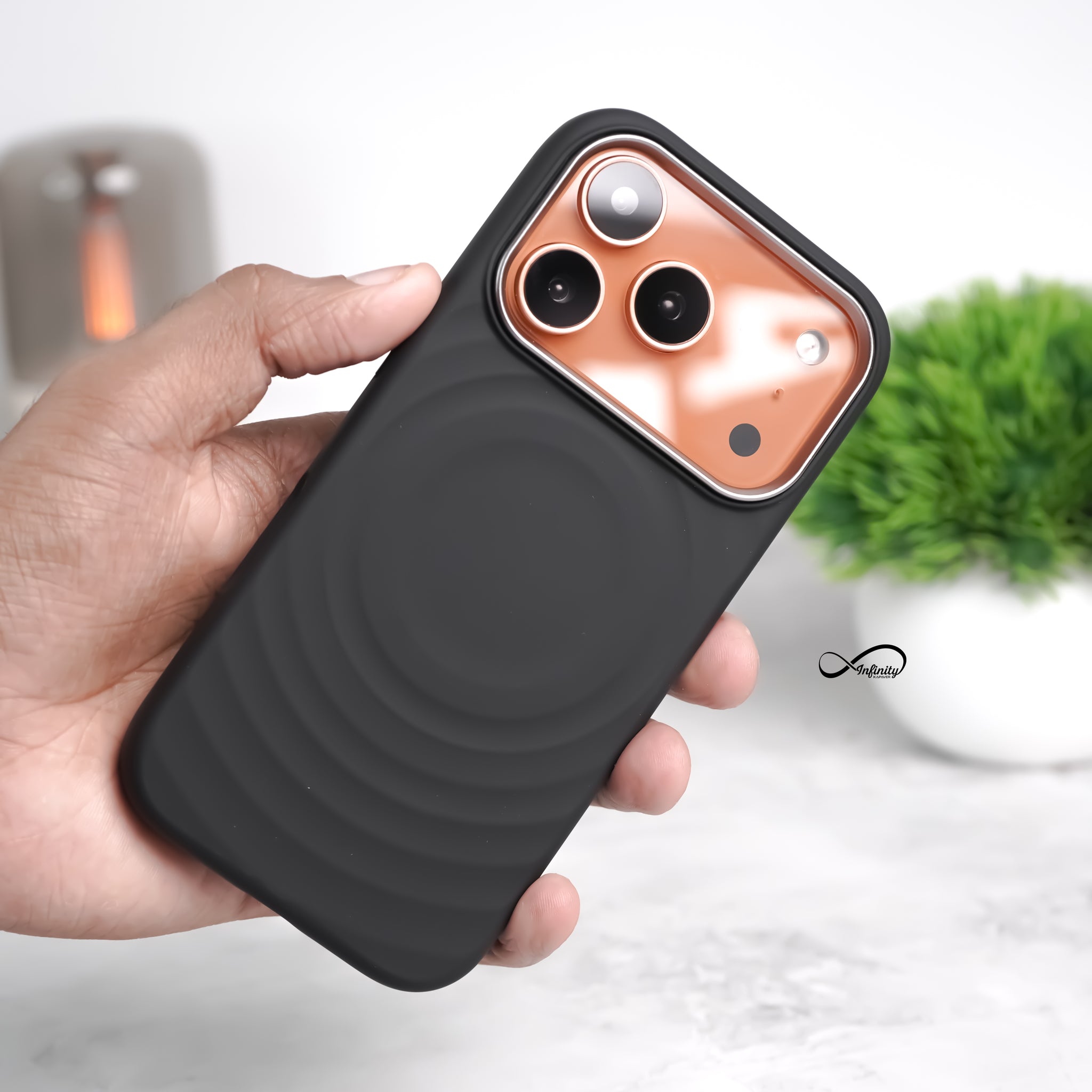 iPhone 17 Pro Back Cover Case | Silicone Mag-X - Black