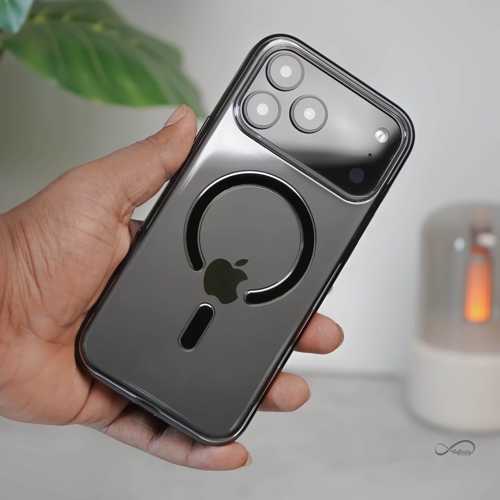 iPhone 17 Pro Max Back Cover Case | Grip Case Mag X - Black